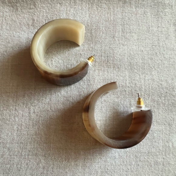 Noonday earrings. Made from horn in Vietnam. - Picture 3 of 8